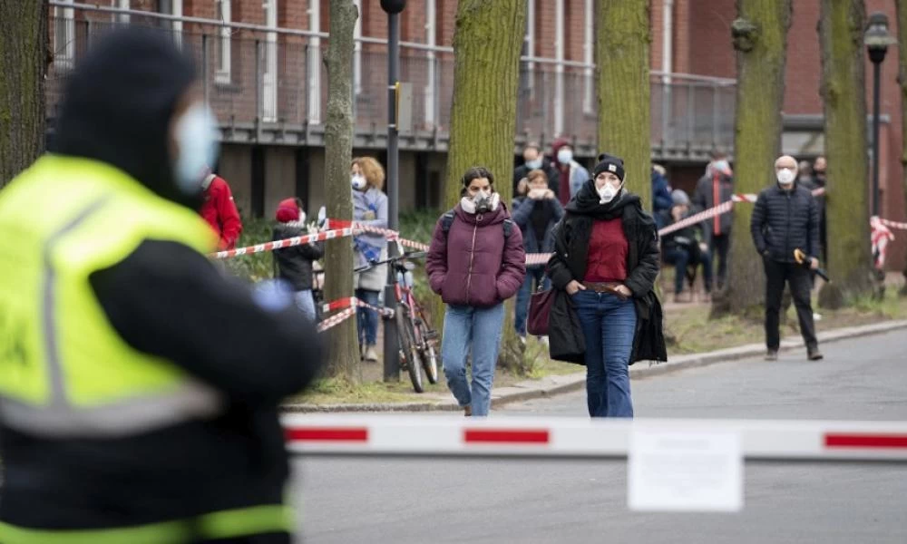 Γερμανία: Προσφυγές εναντίον των περιοριστικών μέτρων της πανδημίας